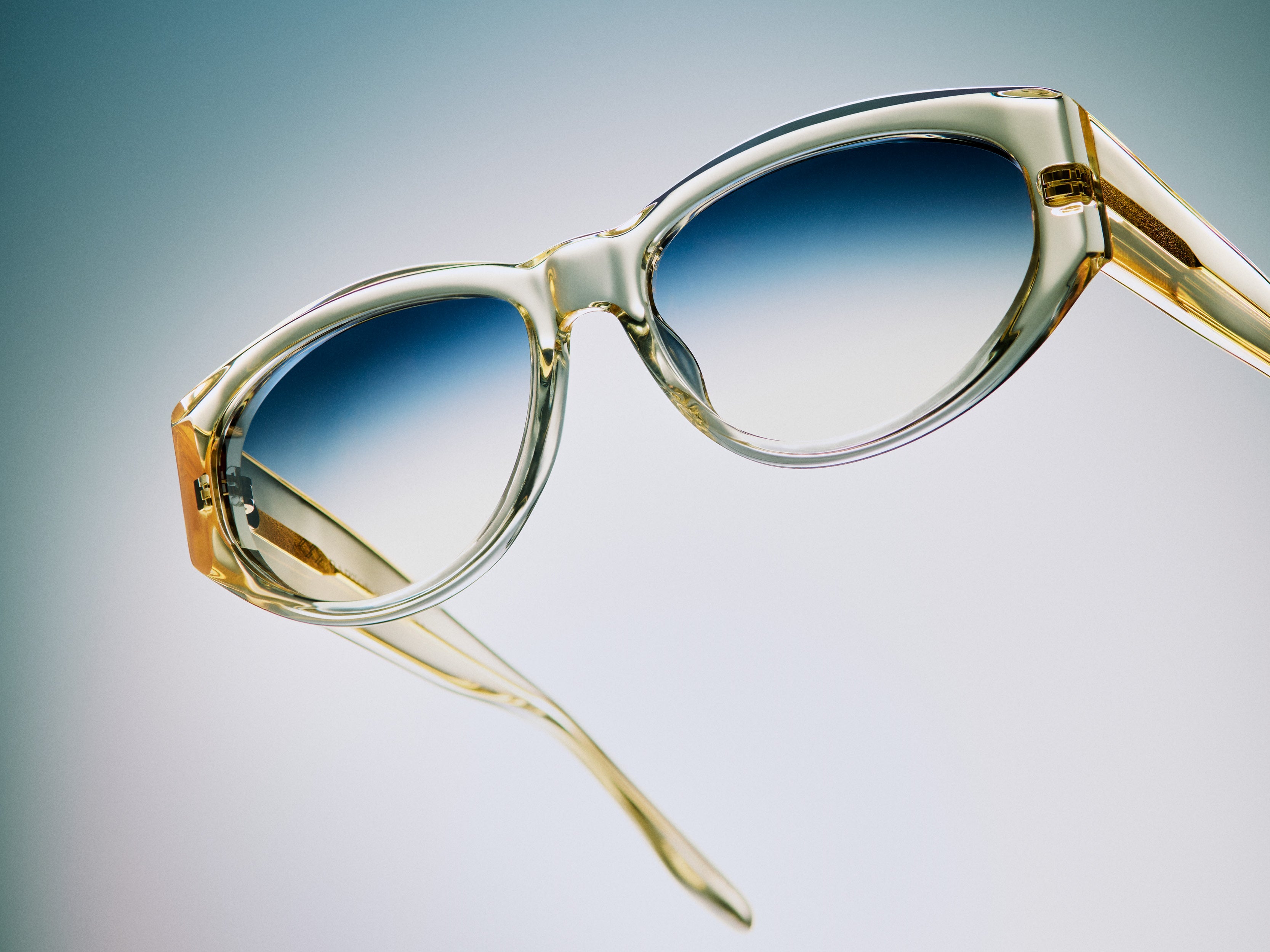 Robinson – Sleek Japanese Acetate Sunglasses